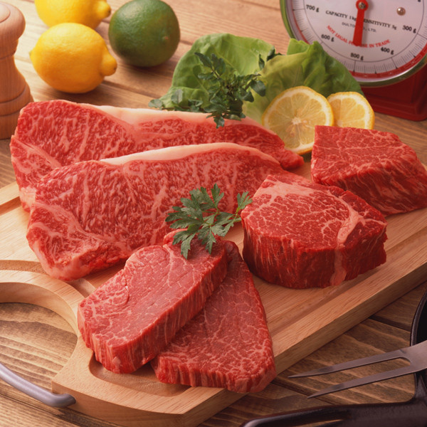 "Stock your freezer with our Beef Lover's package – all in 80% lean Certified Angus Beef:

2 8oz Ribeye Steaks
2 8oz New York Strip Steaks
2 8oz Chopped Sirloins
4 5.3oz Burger Patties
2 6oz Flatiron Steaks