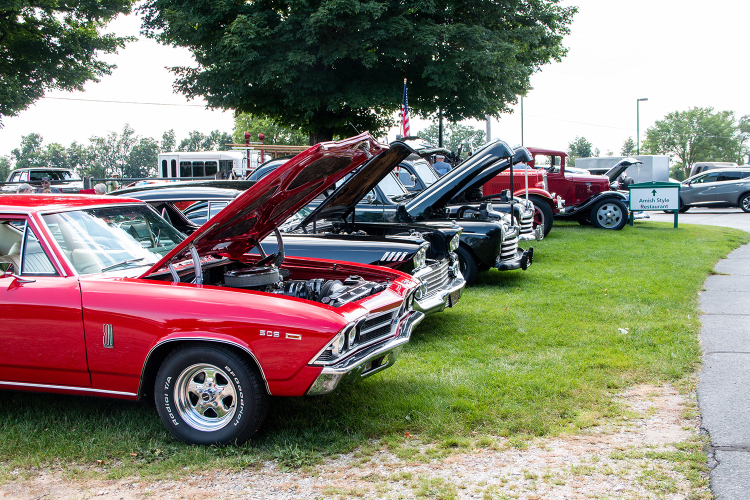 Classic Car Cruise-ins resume Thursday in Middlebury, Plain City