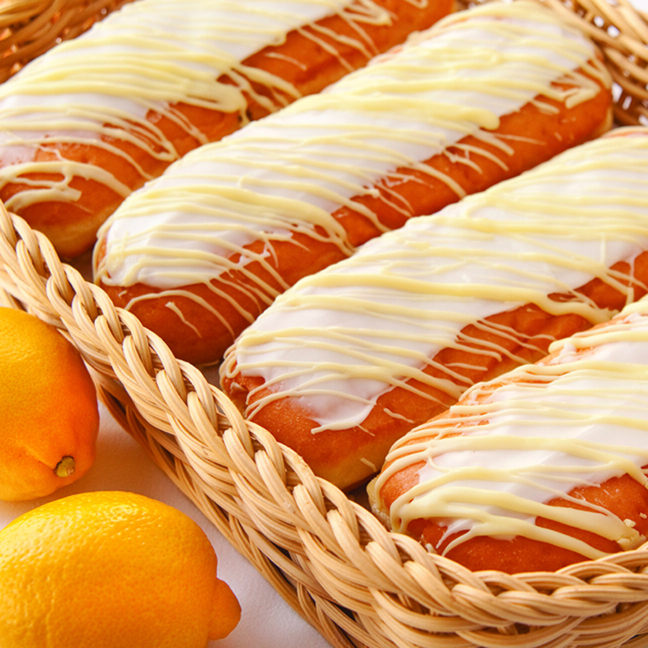 Lemon creamsticks